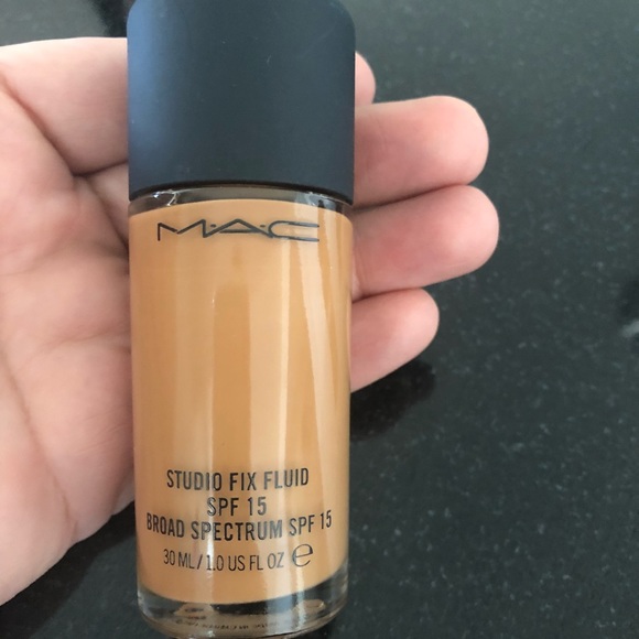 mac studio fix foundation nc47